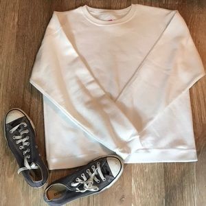 White sweatshirt